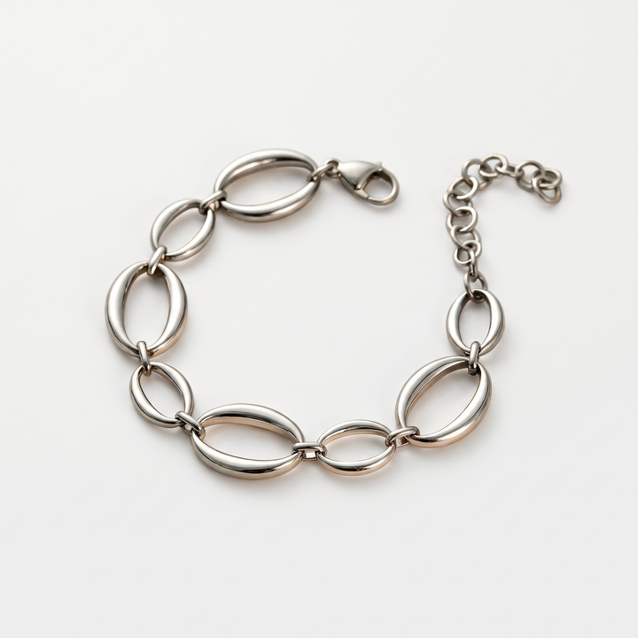 Raina – Oval Link Bracelet