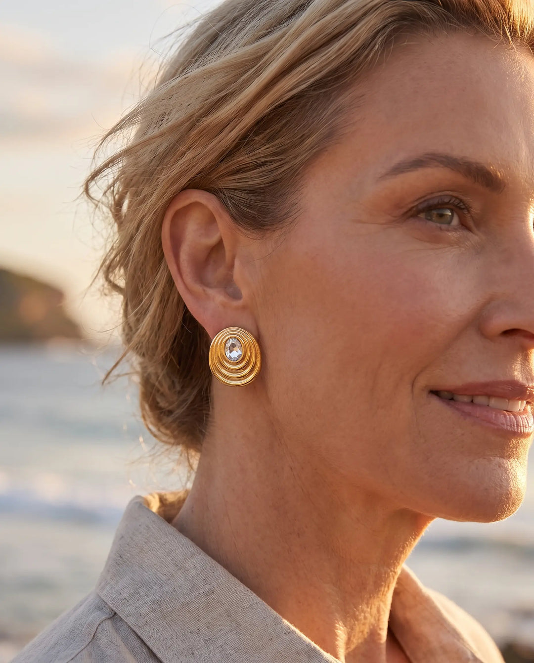 Freya – Geometric Oval Earrings