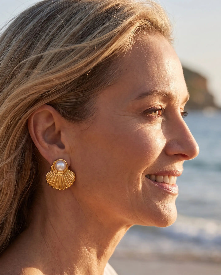 Esme – Fan-Shaped Stud Earrings
