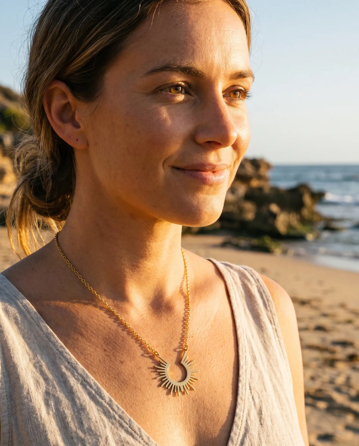 Josephine – Semicircle Pendant Set