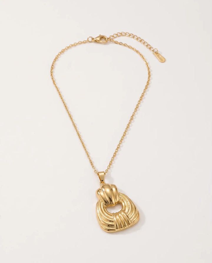Ada – Geometric Pendant Necklace and earrings set