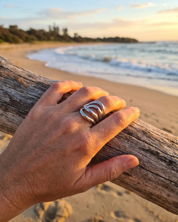 Kaia – Geometric Band Ring