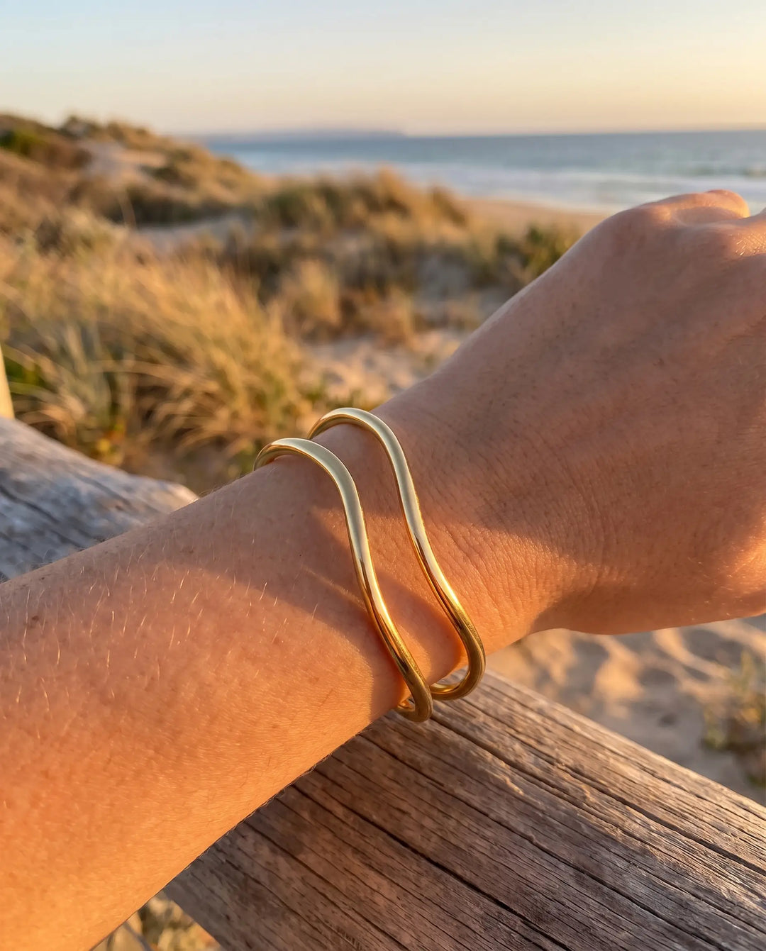 Bianca – Geometric Hollow Bracelet