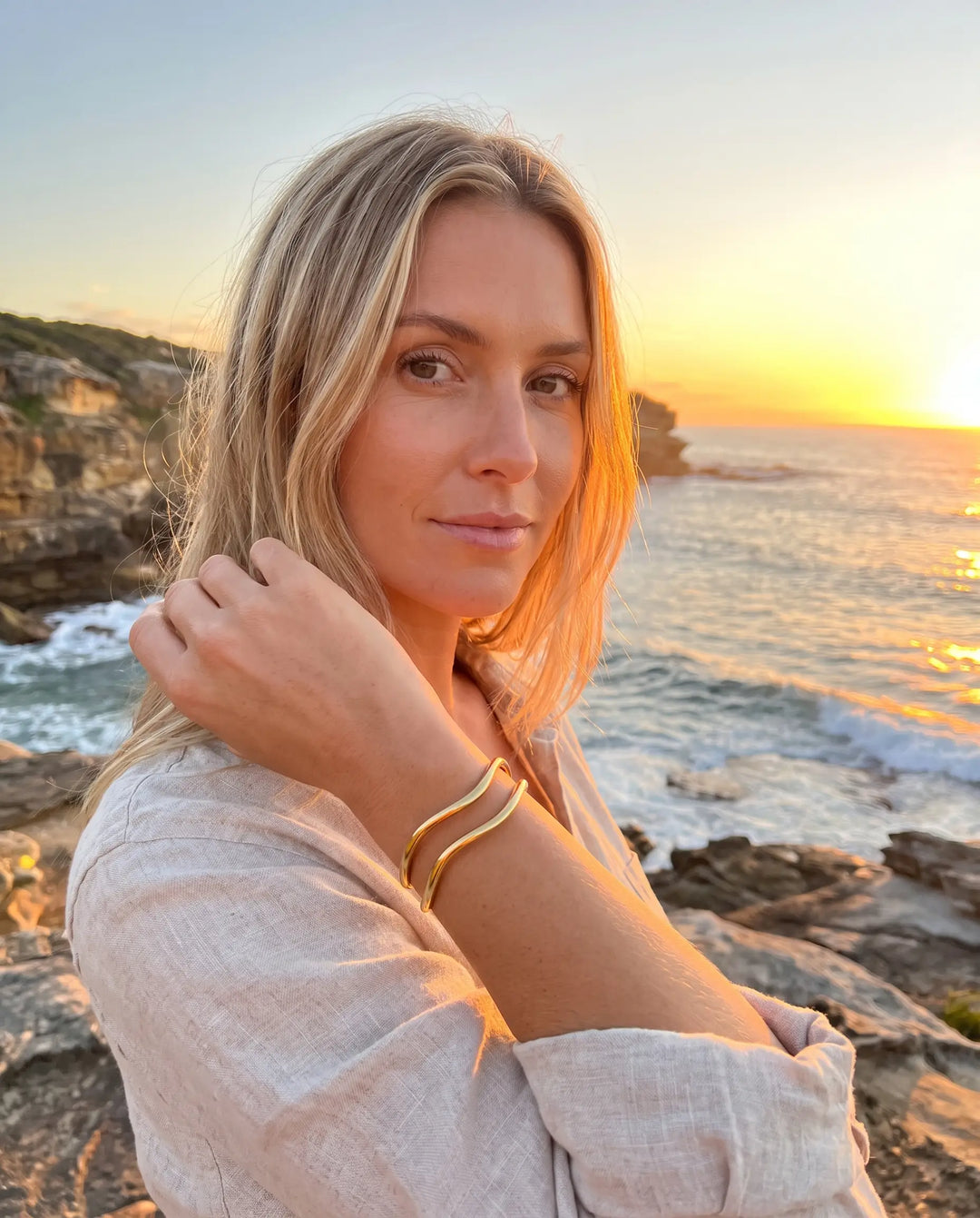 Bianca – Geometric Hollow Bracelet