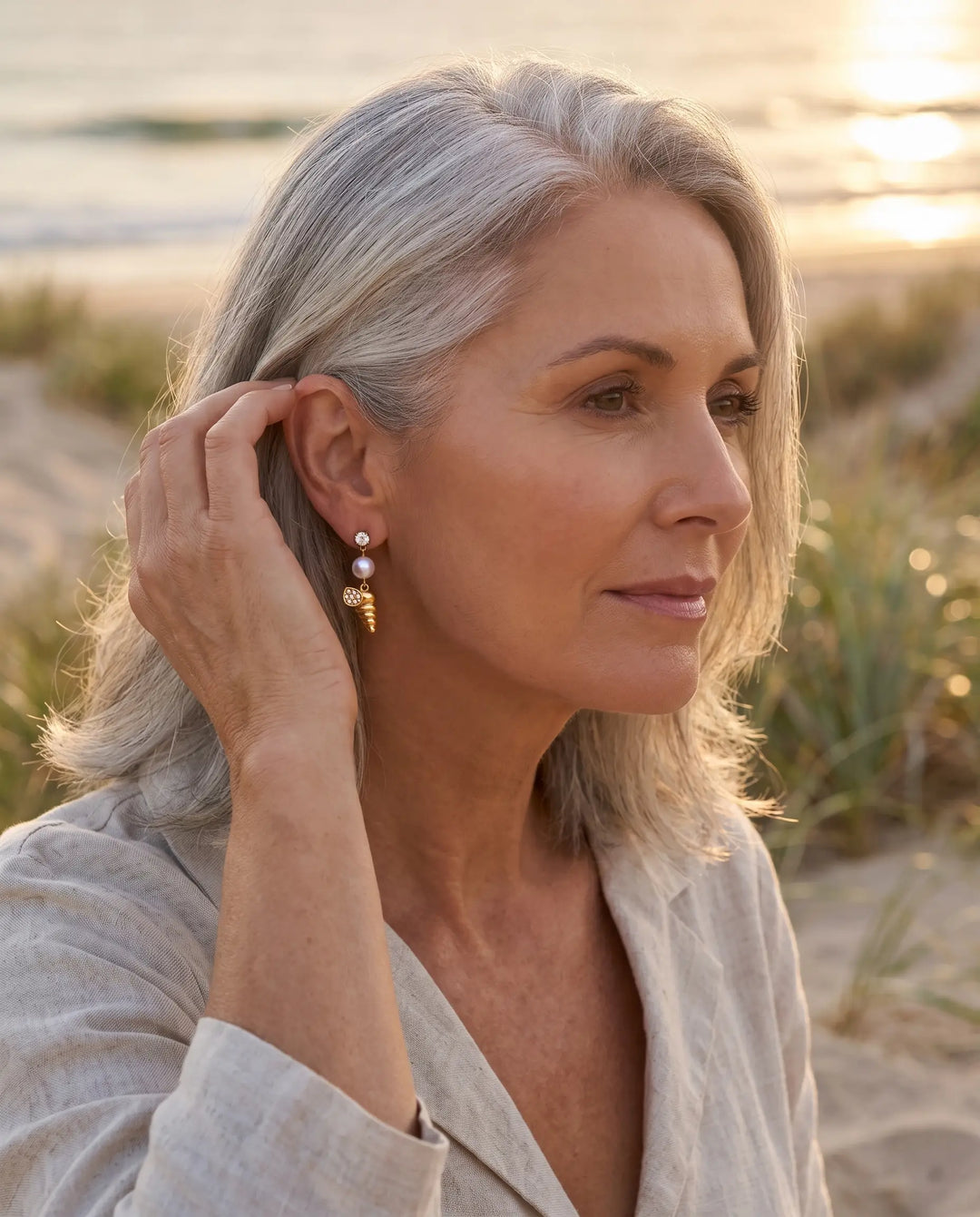 Vivienne – Seashell Pearl Earrings