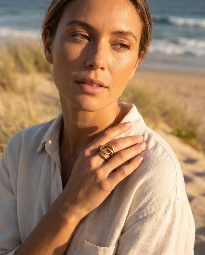 Kaia – Geometric Band Ring