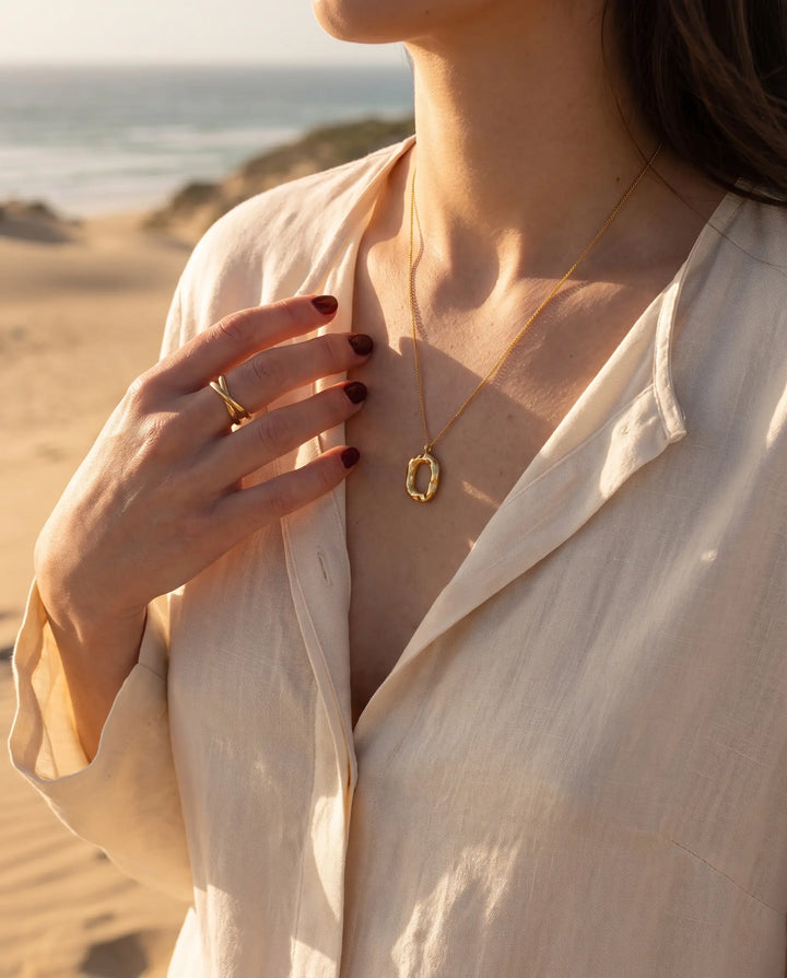 Aveline – Geometric Necklace