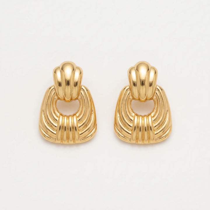 Ada – Geometric Pendant Necklace and earrings set